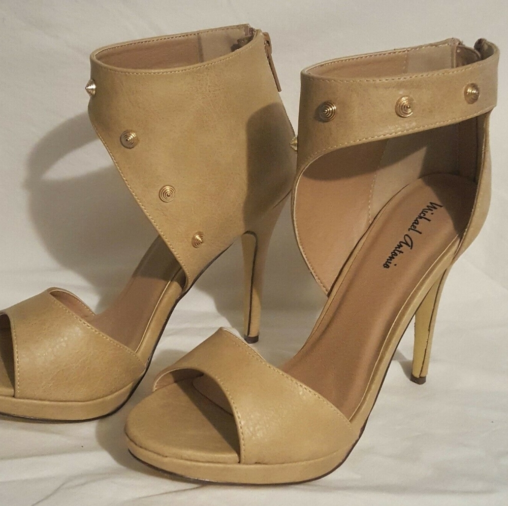 Michael Antonio tan ankle wrap bootie sandal studs